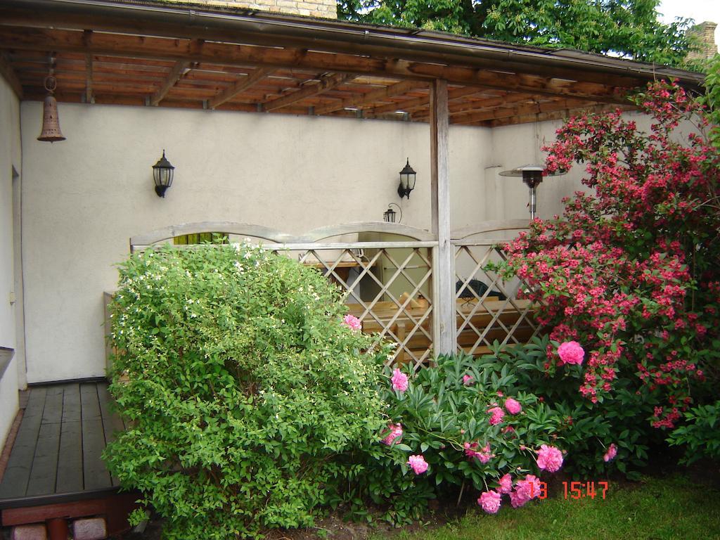 Viesu Nams Mezu 13 Hotel Ventspils Room photo
